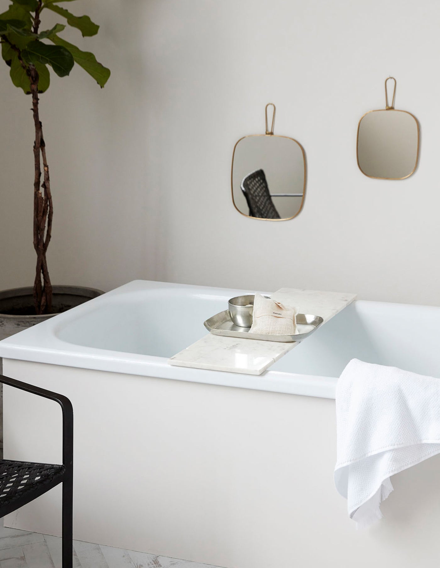 Rosemary Exfoliating Bath Mitt, Meraki