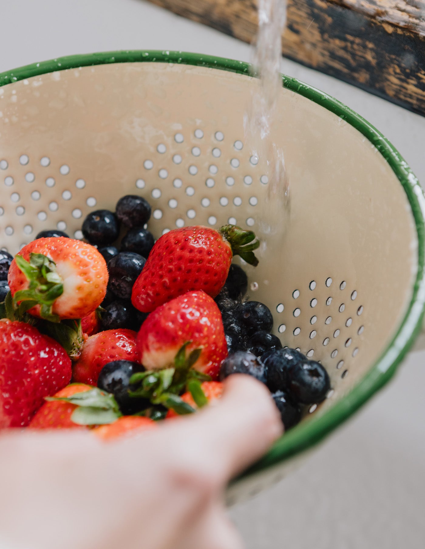 Green Enamel Vegetable Drainer
