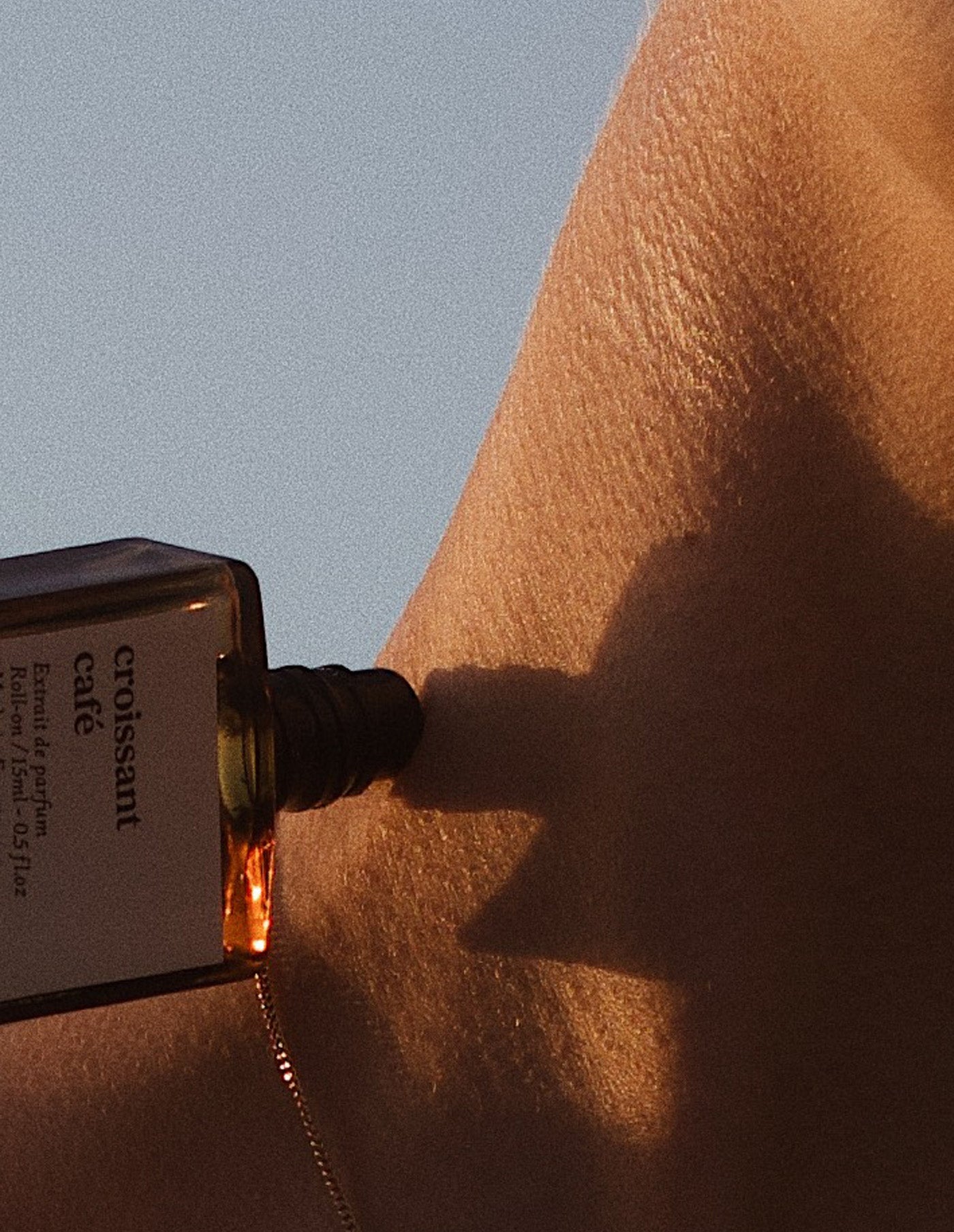 Croissant Cafe Perfume, Versatile Paris