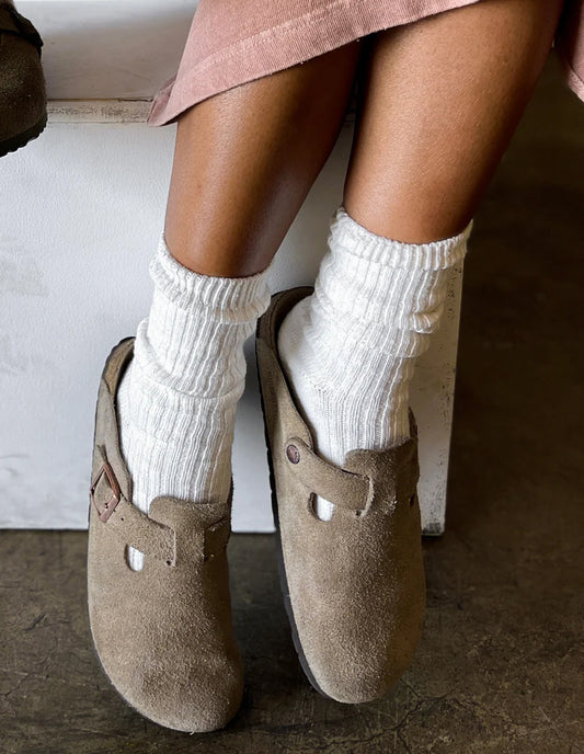 White Linen Cottage Socks, Le Bon Shoppe