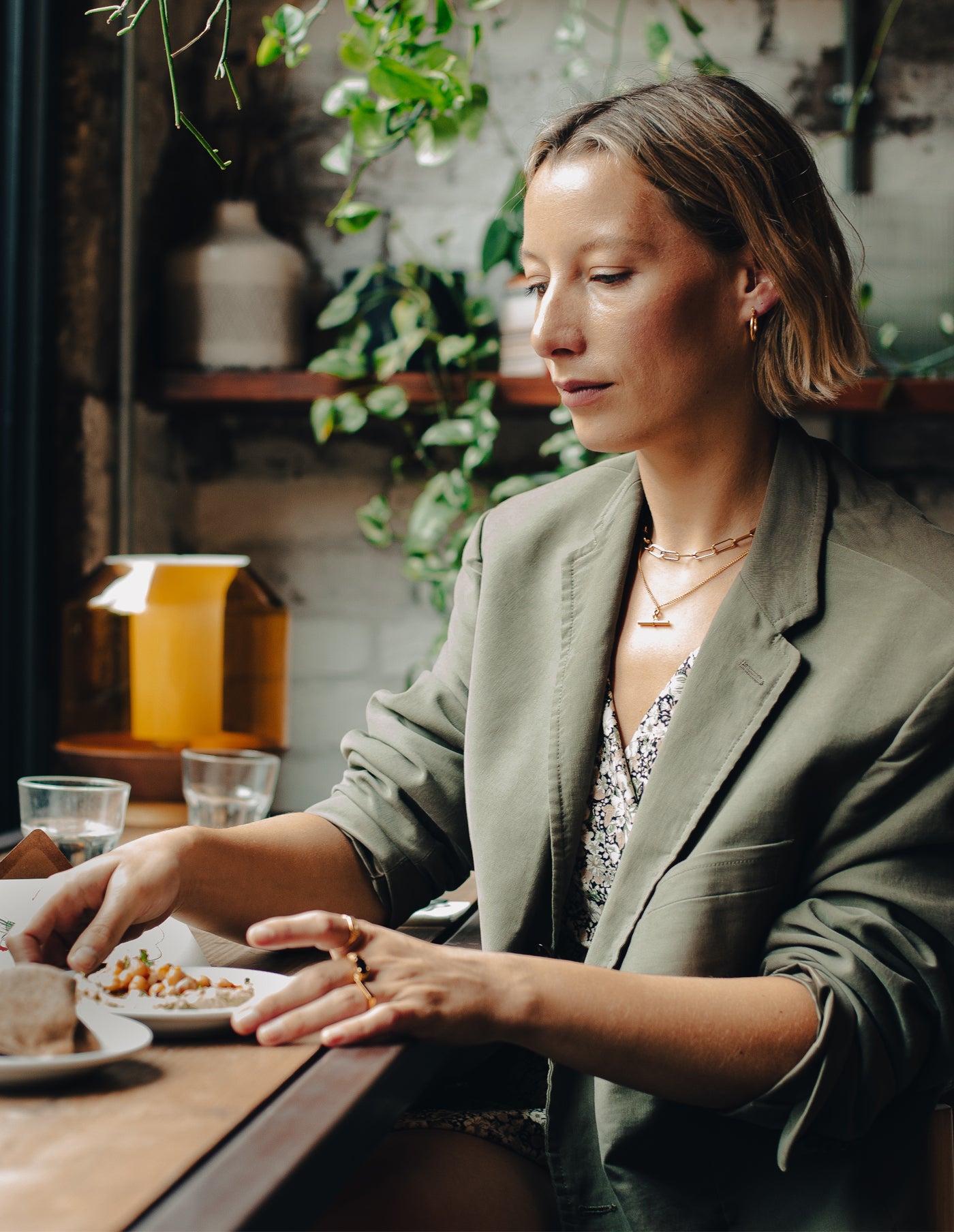 Gold T-Bar Chain Necklace, Waterproof