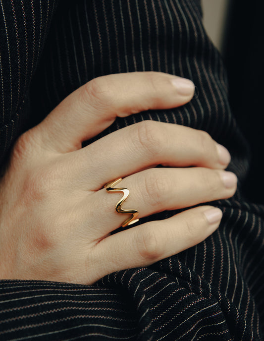 Gold Wave Ring, Waterproof