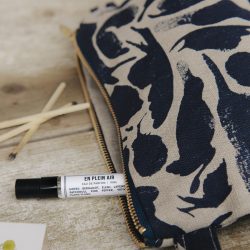Printed Navy Linen Wash Bag, Blästa Henriët